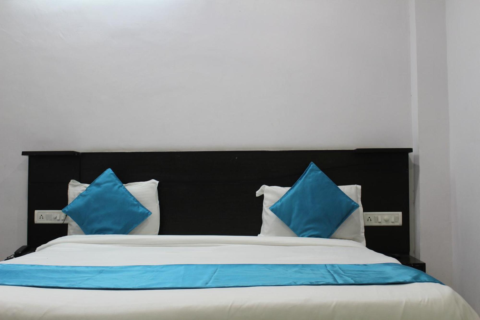 Hotel Quality Time Udaipur Exterior foto
